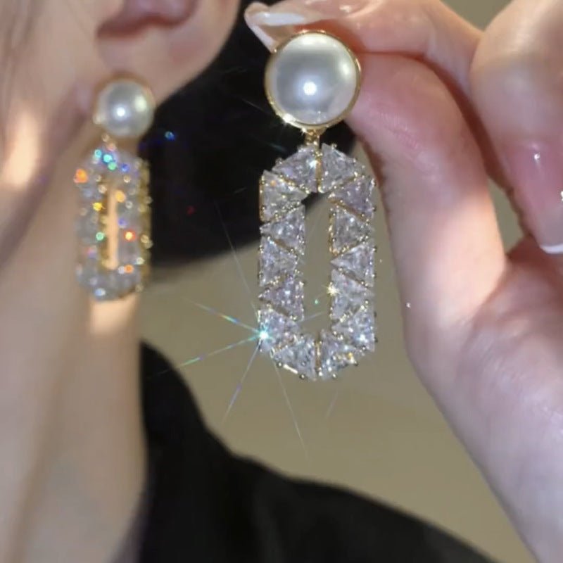 Elegant Oval Full Diamond Eardrops with Pearl: Special-Interest Design, Gold Finish